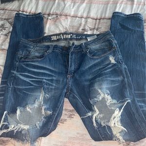 To big for me now clean out my closet:) size 9